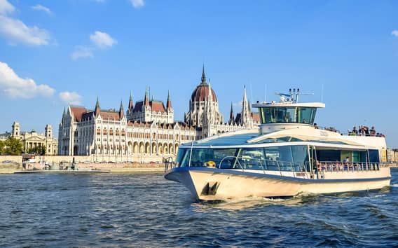 Budapest: Crucero turístico diurno en barco